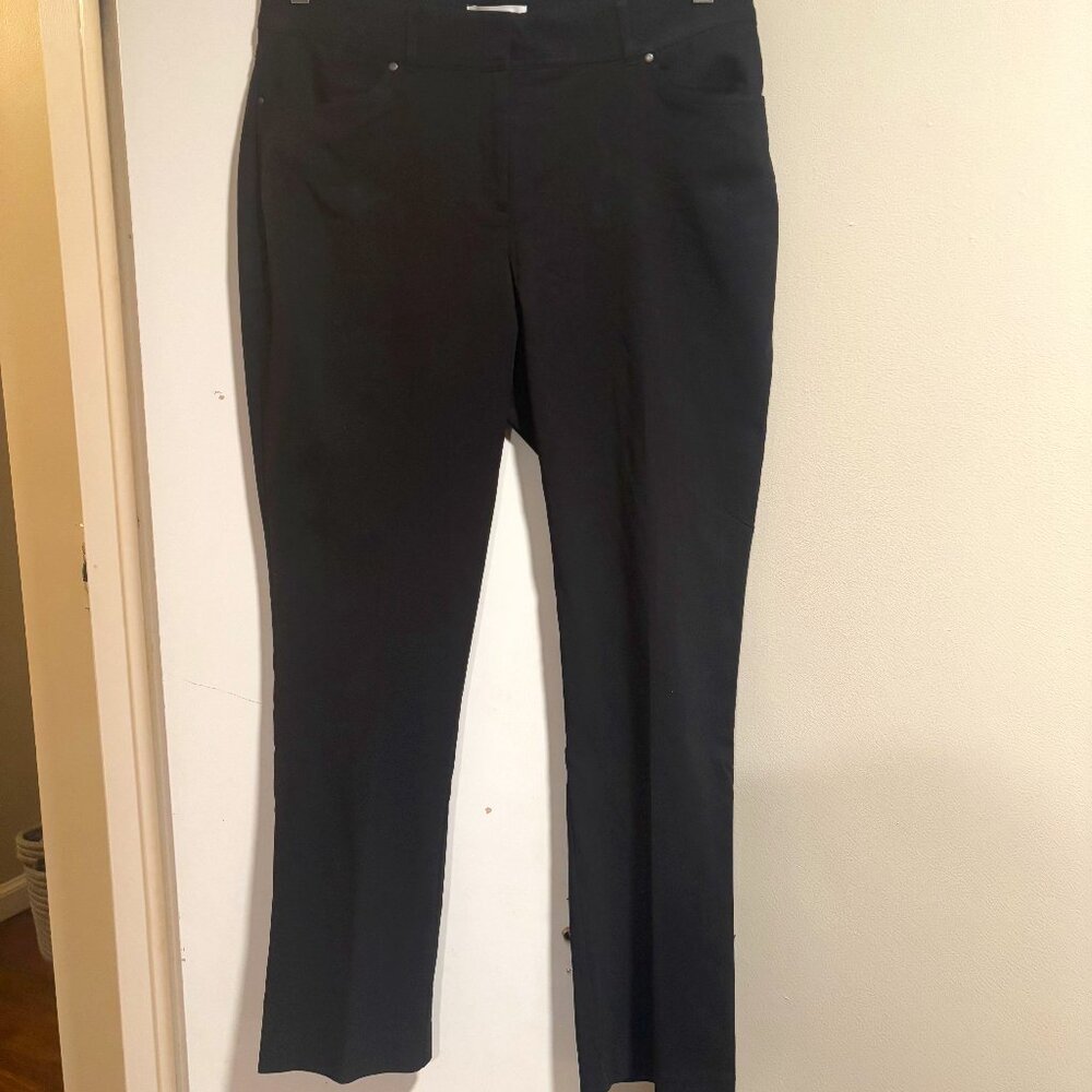 London Times Black women pants Size 12